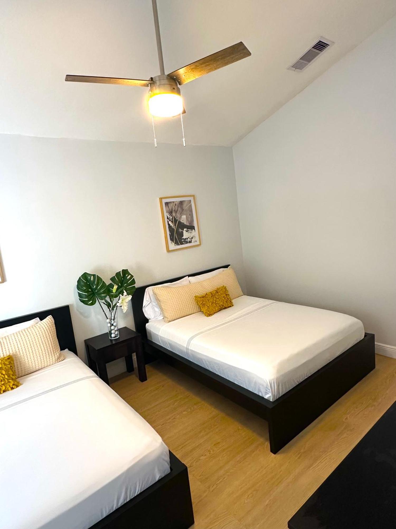 Albatross Condo In Pga Village, 2 Bedroom 1 Bath, A Side Carlton エクステリア 写真